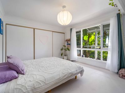 1 Tongarra Drive, Ocean Shores