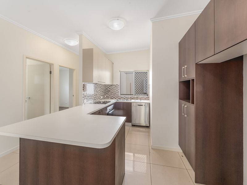 4 / 320 Wynnum Road, Norman Park