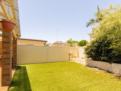 8 Bellanger Drive, Beldon