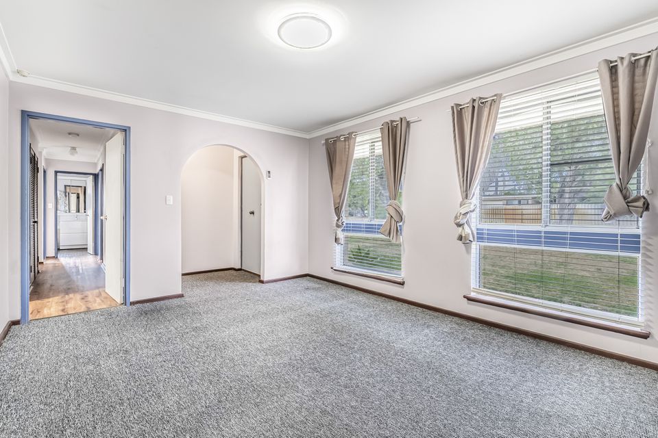 12b Seabrooke Avenue, Rockingham