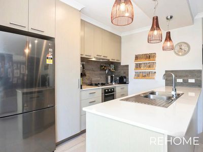 1 / 30 Lovegrove Way, Morley