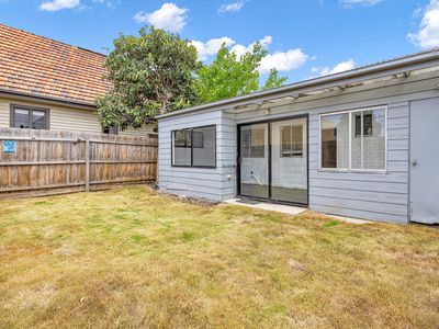 10 Robert Street, Spotswood