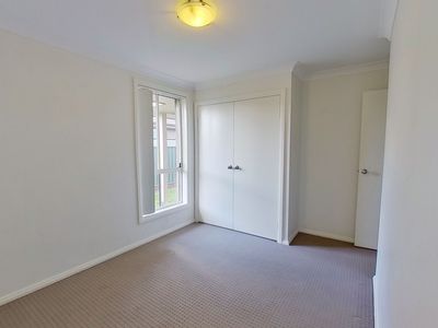 24 Dalbeattie Crescent, Dubbo