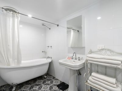 2 Ritchie Street, Bomaderry