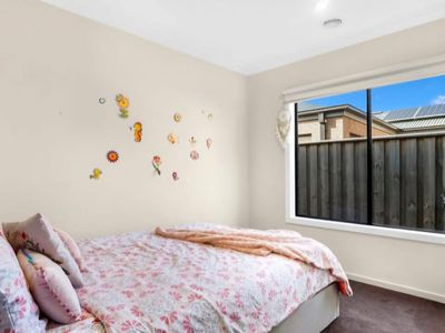 3 Coorong Walk, Werribee