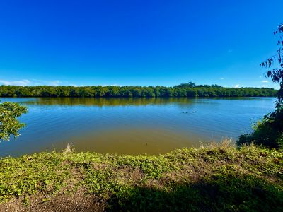205 Baraang Drive, Broadwater