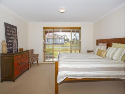 11 Mountbatten St, Corrimal