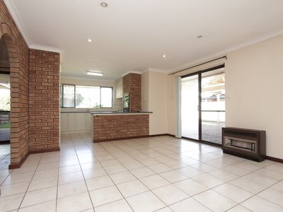 12 Shearwater Drive, Stirling