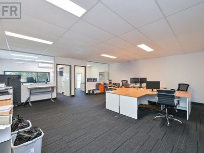 42 Sustainable Avenue, Bibra Lake