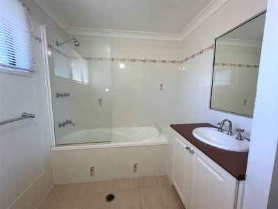 45 Passerine Drive, Rochedale South