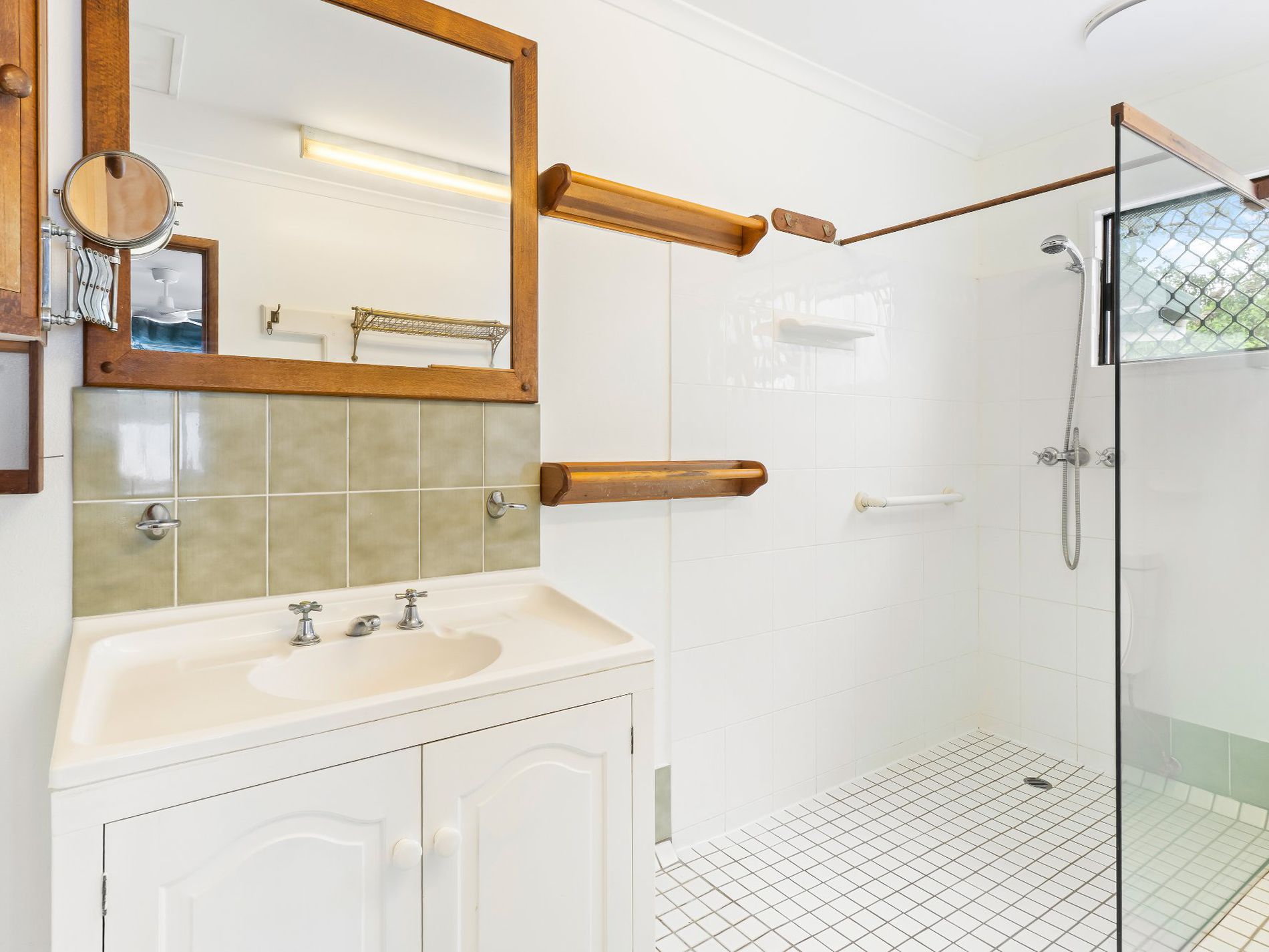 85 Cassowary Street, Freshwater