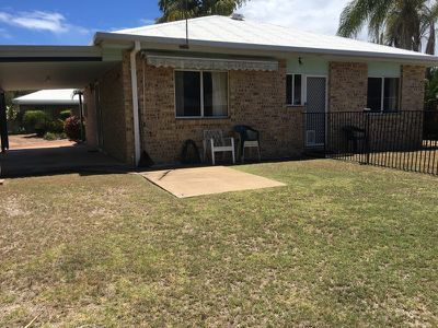 4 / 19 Pepperina Court, Woodgate