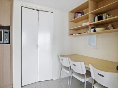 2502 / 50 MARINE PARADE, Southport