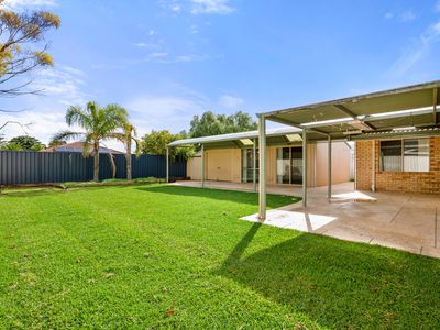 5 LISBON PLACE, Warnbro