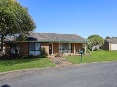 4 BELFAST CLOSE, Port Fairy