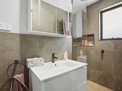 14 Richard Street, Prospect Vale