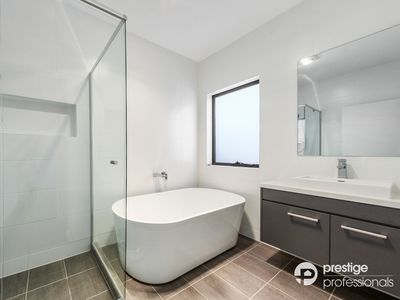 14 Copper Drive, Catherine Field