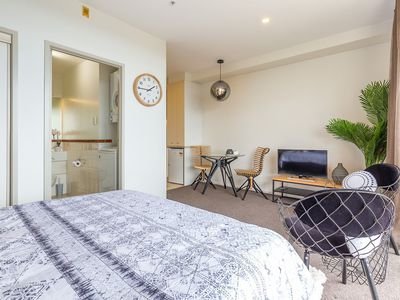 12I / 14 Waterloo Quadrant, City Centre