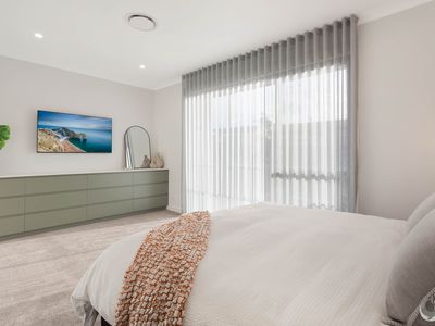 73 Dalmeny Drive, Kianga