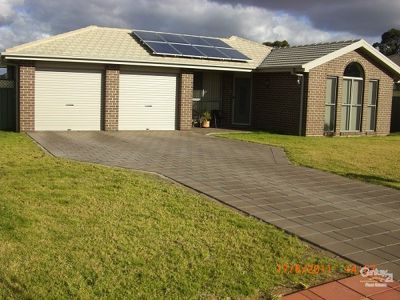 22 Lansdowne Dr, Dubbo