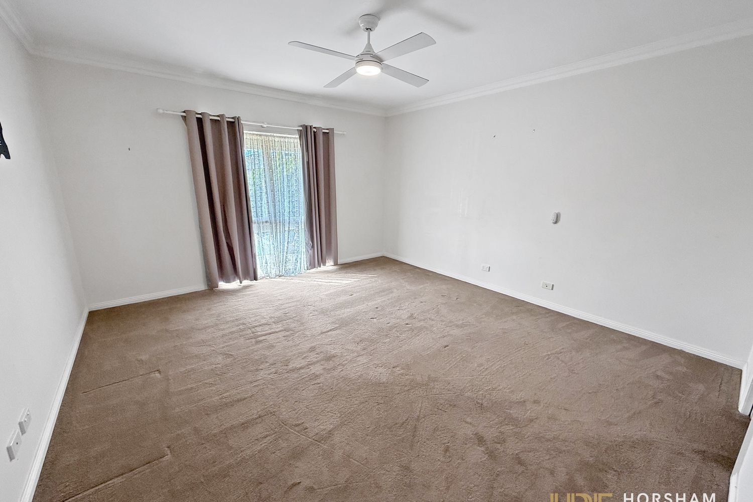 12 Tobruk Street, Horsham