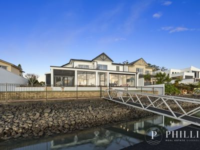 5276 Marine Drive North, Sanctuary Cove
