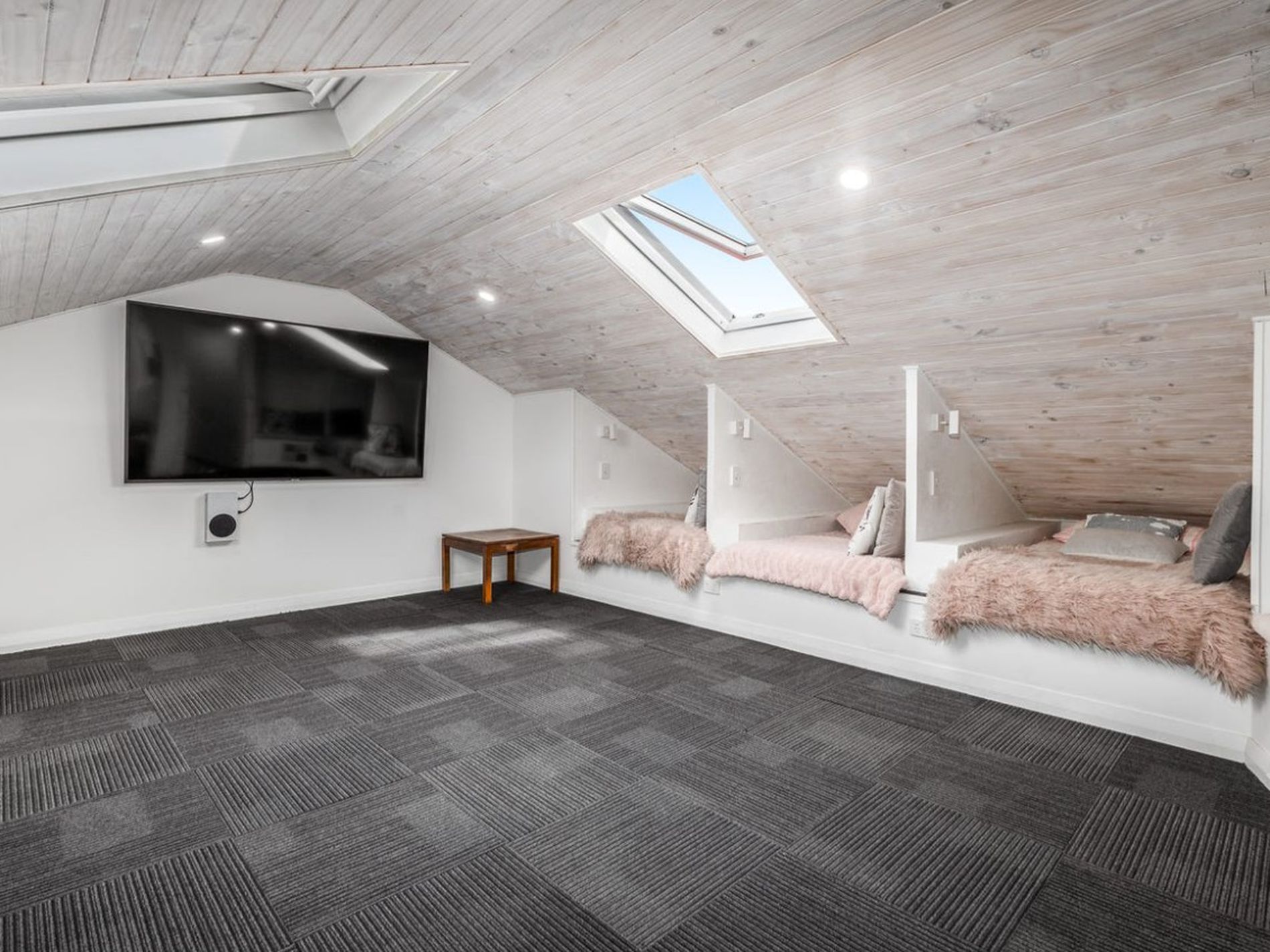 17 Maude Street, Glandore