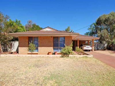 6 Montgomery Lane, Hannans