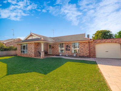 60 Best Street, Parkes