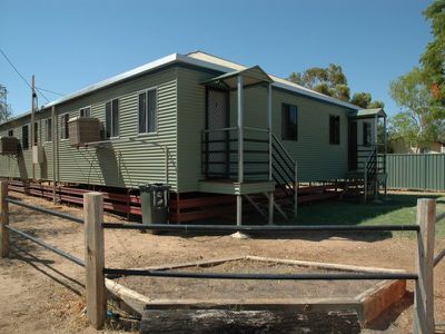142 Wren street, Longreach