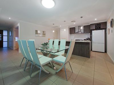 30 Higgs Circuit, Wynnum West