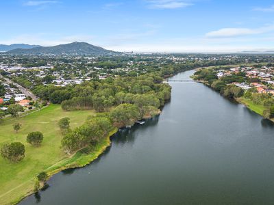 33 Meadowbrook Drive, Aitkenvale