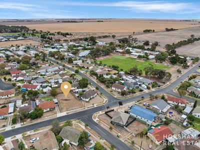 73 Albert Street, Horsham