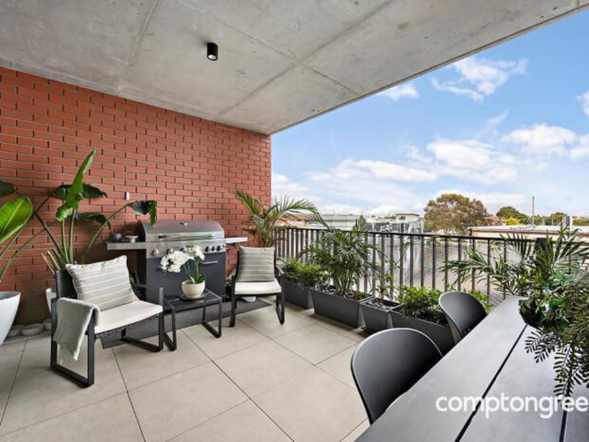 216 / 94 Buckley Street, Footscray