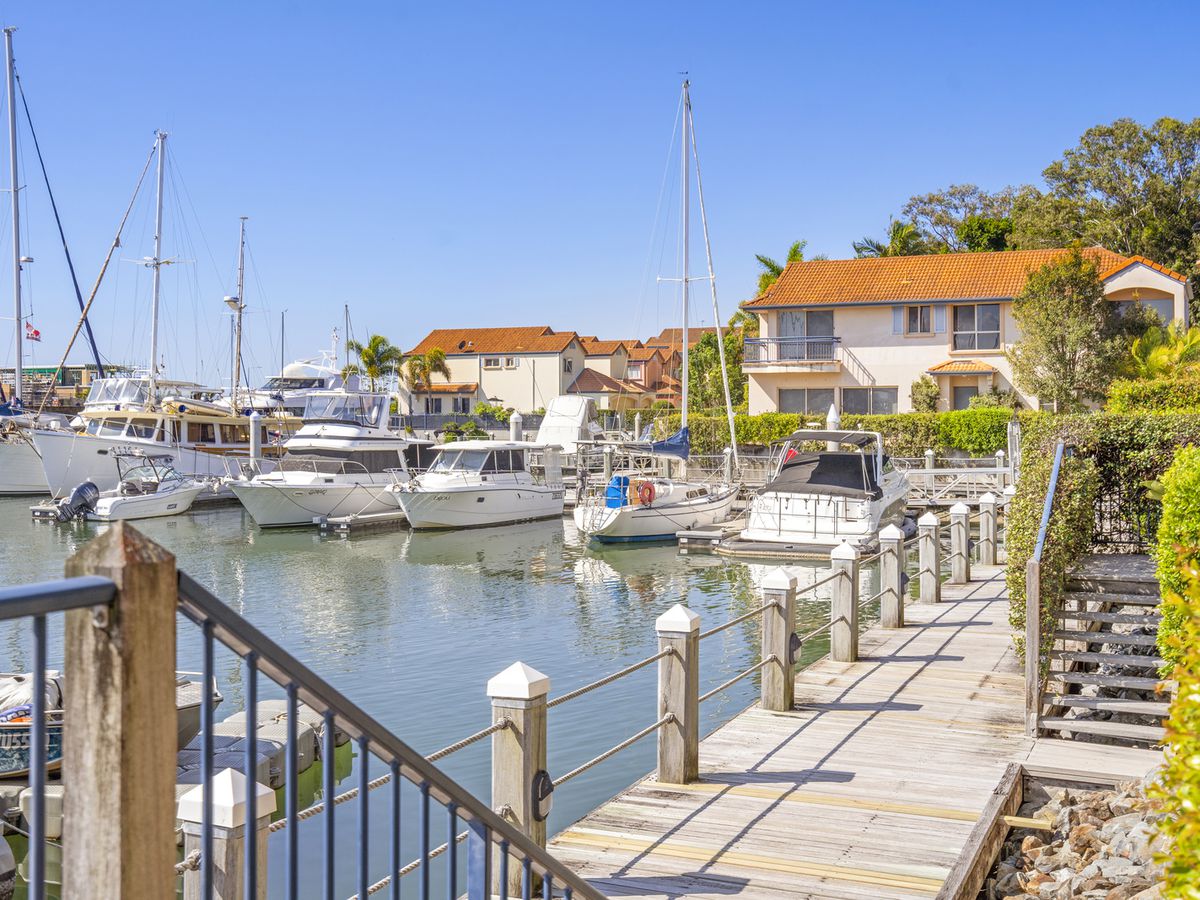 77 John Lund Drive, Hope Island Phillis Real Estate Queensland