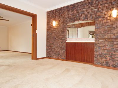 2B Arundale Crescent, Wembley Downs
