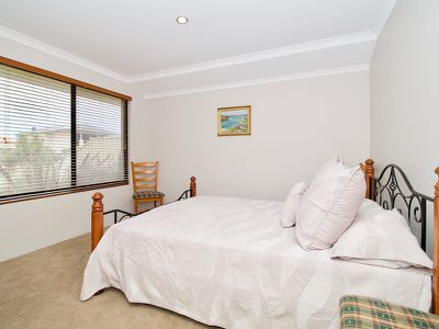 60 Lord Hobart Drive , Madora Bay