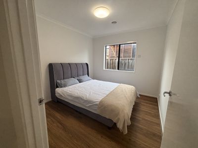 5 Impression Avenue, Tarneit