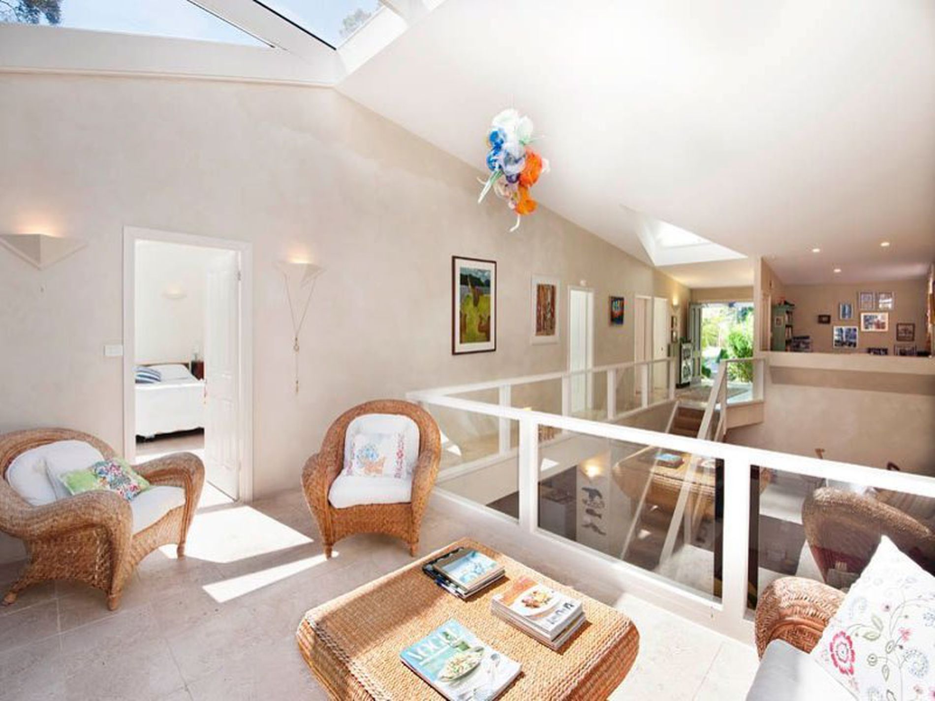 24 Kings Point Drive, Kings Point