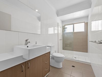 2 / 34 Fallon Street, Everton Park