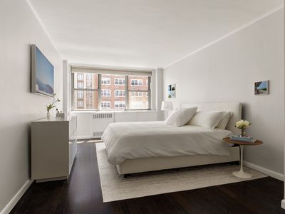 unit 10g / 32 Gramercy Park South, Manhattan, NY, International