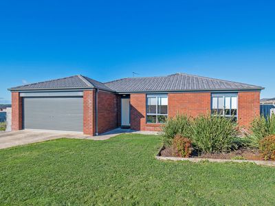 16 Tier Hill Drive, Smithton