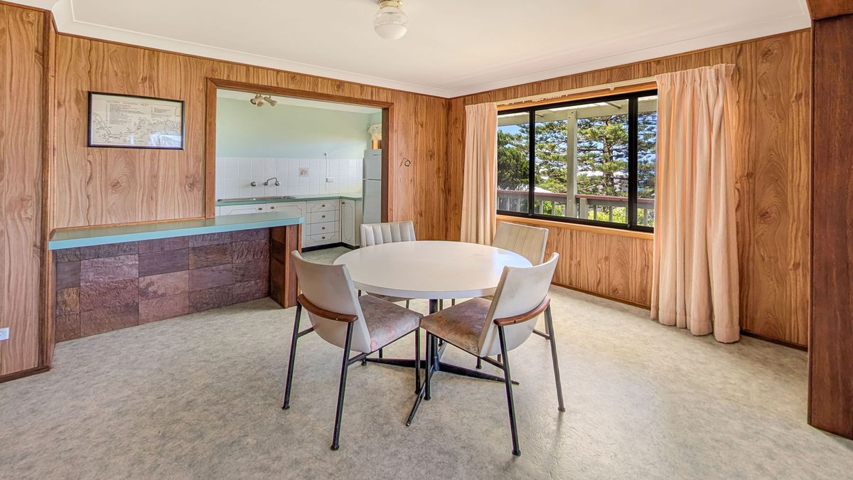 16 Kianga Parade, Kianga