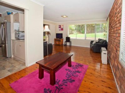13 Chislehurst  Ave, Figtree
