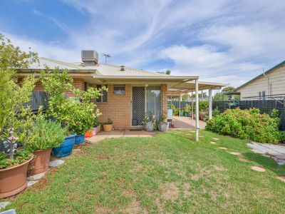 4 / 9 Boxhall Retreat, Boulder