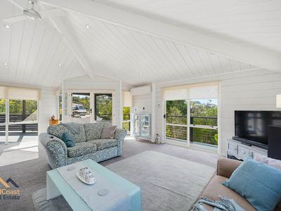 39 Hilltop Parkway, Tallwoods Village
