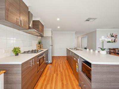 30 Cornforth Way, Piara Waters