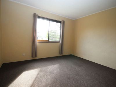 2 / 2-6 Lakeside Drive, Eden