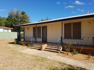 2 / 11 Little Beulah Street, Gunnedah