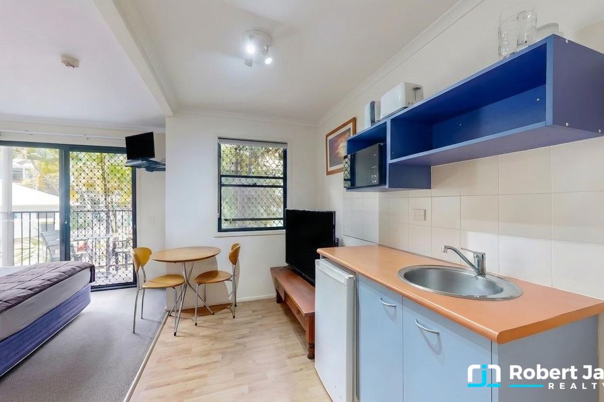 523 & 524 / 3 Hilton Tce, Tewantin